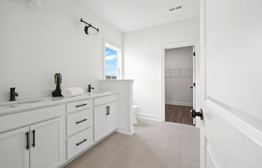 New Leaf Madison Homeplan Primary Bathroom