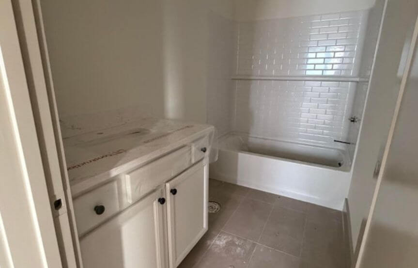 New Leaf Lincoln Spec Lot 1491 Secondary Bathroom