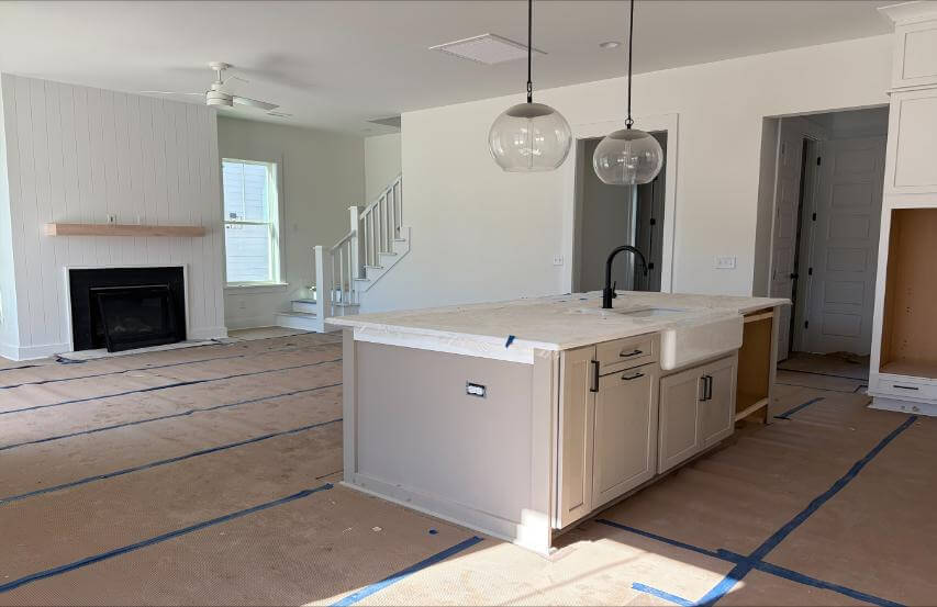 Saussy Burbank Ashley Spec Lot 1660 Kitchen To Family Room