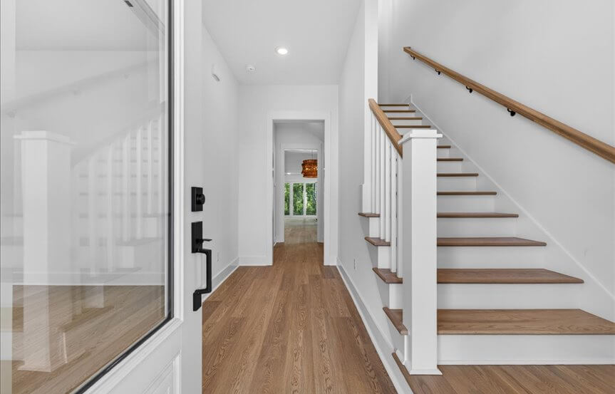 Saussy Burbank Cooper Spec Lot 1693 Foyer