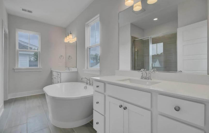 Beacon Owner's Bath