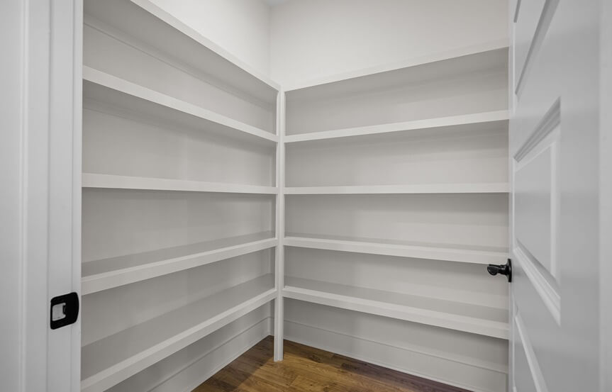 New Leaf Madison Spec Lot 1552 Pantry