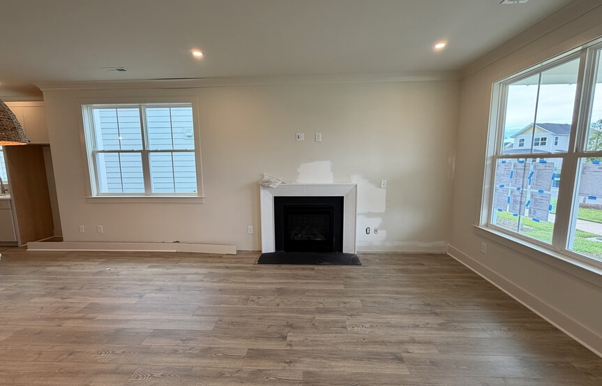New Leaf Hyde Spec Lot 1619 Living Room Fireplace