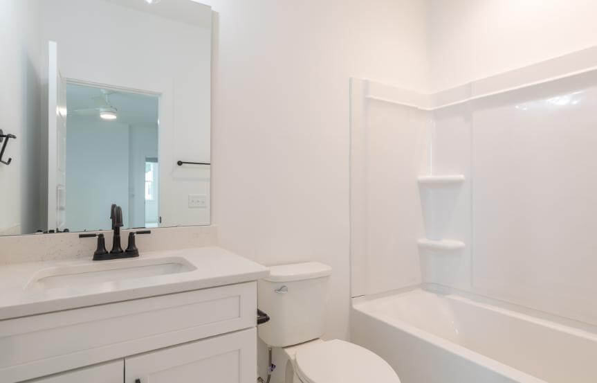 Saussy Burbank Wando Spec Lot 1659 Upstairs Suite Bathroom