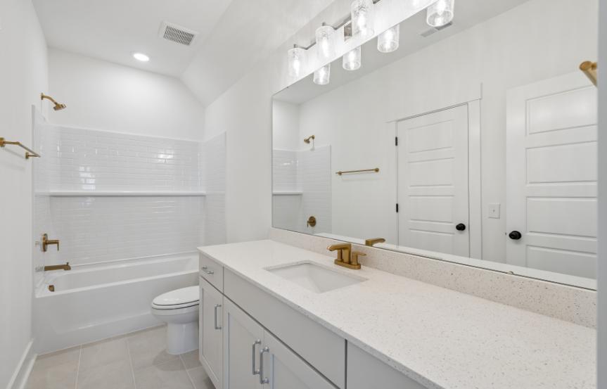 Homes By Dickerson Arrow Wood Plan Third Bathroom