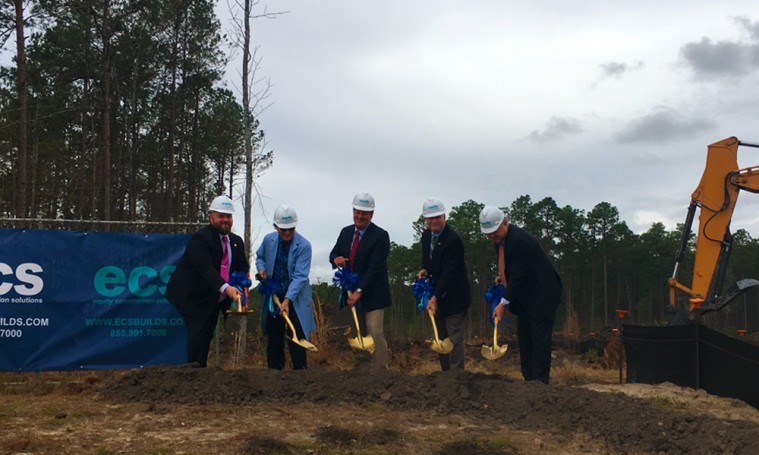 PalmettoPrimaryCareGroundbreakingShovels.jpg