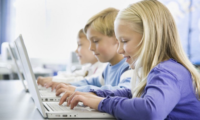 School-Kids-On-Computers.jpg