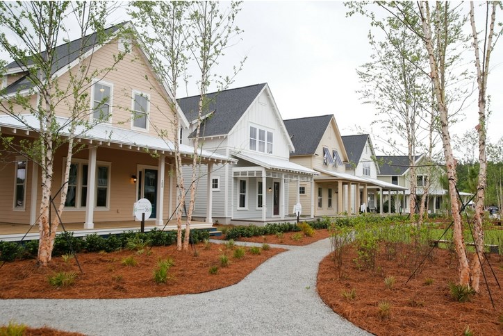 Row_of_Model_homes_trees.jpg