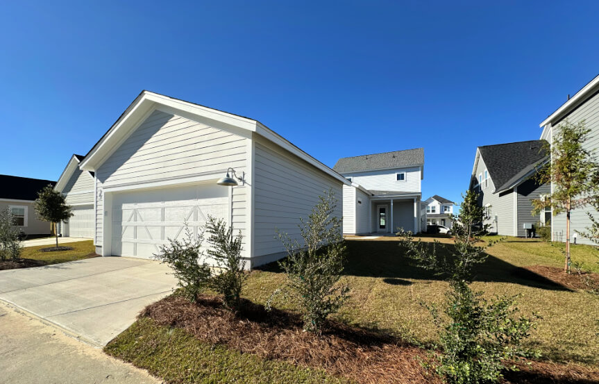 Homes By Dickerson Hutchinson Spec Home Lot 1532 Detached Garage