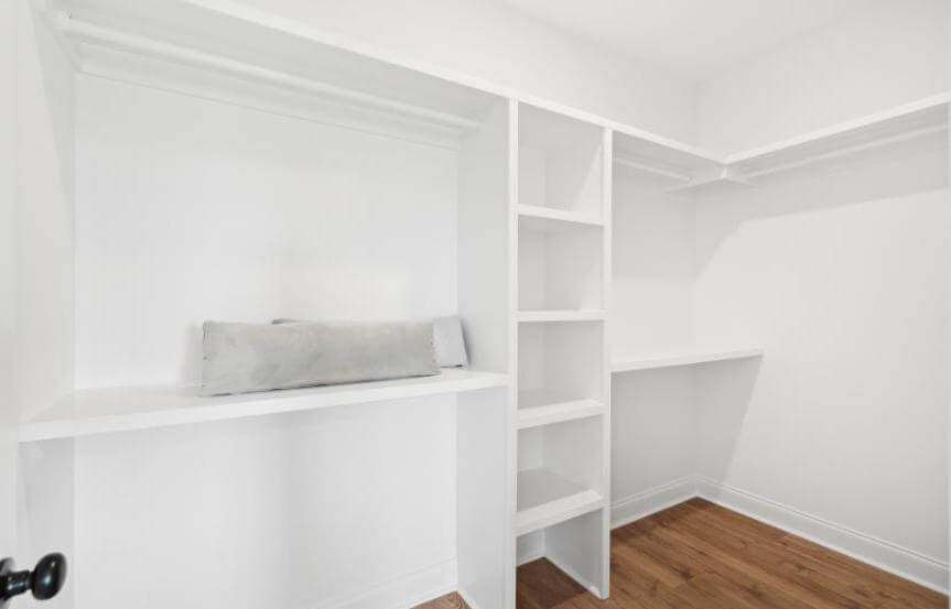 New Leaf Wake Primary Closet