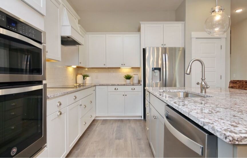 Sweetgrass Model-Kitchen_4.JPG