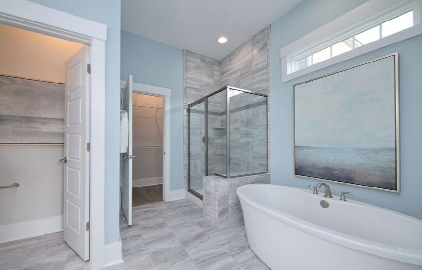 Sweetgrass Model-Owner's Bath_12.JPG