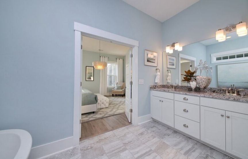 Sweetgrass Model-Owner's Bath_13.JPG