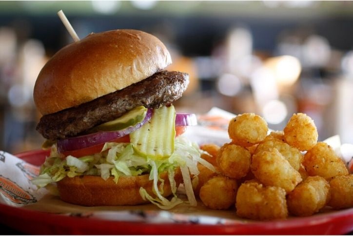 Hamburger and tater tots