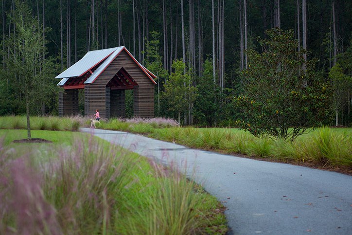 Walking trail in Nexton