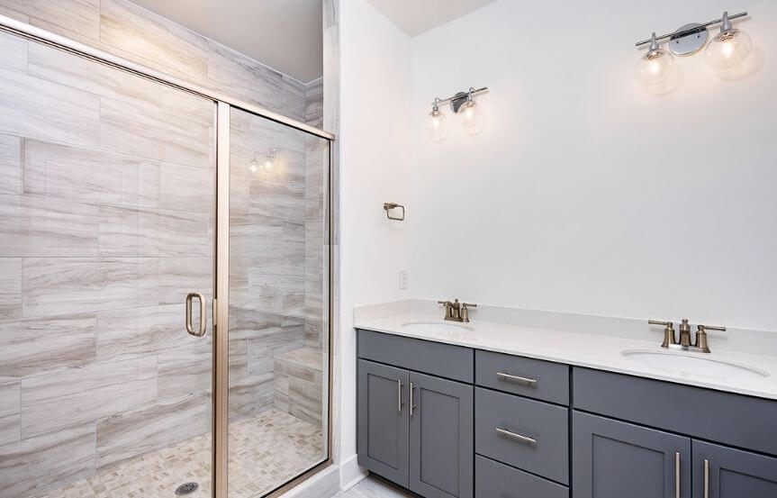 Homes By Dickerson Bluffton home plan owner's bathroom