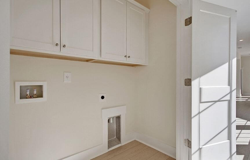 David Weekley Halston home plan laundry