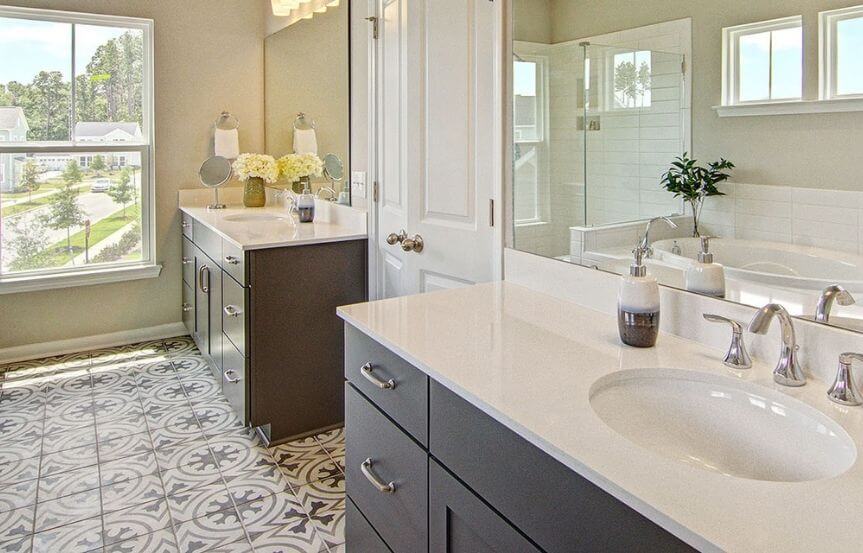 Ashton Woods Shepard home plan bathroom