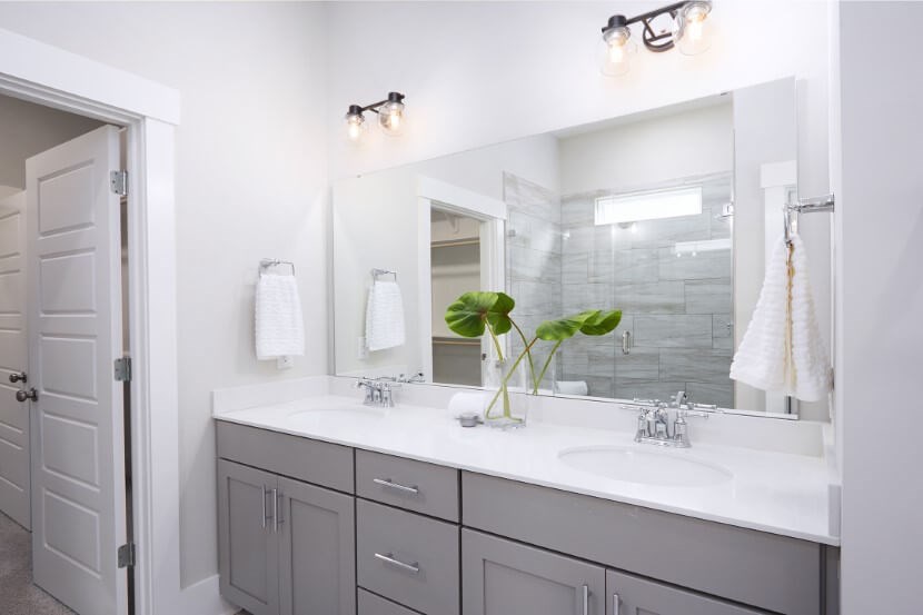 Homes By Dickerson Rutledge home plan master bathroom