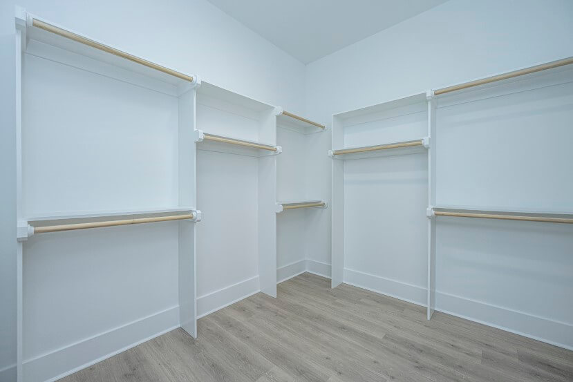 Homes By Dickerson Hampton home plan closet