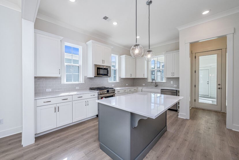 Homes By Dickerson Aberdeen home plan kitchen