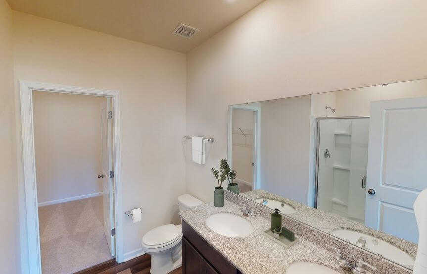 Centex Dunlin home plan Owners Bath