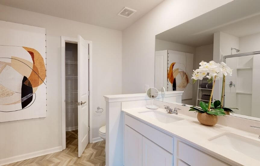 Centex Rosella home plan Owner's Bath