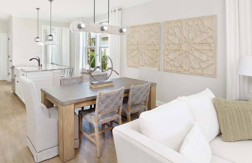 Del Webb Hallmark home plan dining area