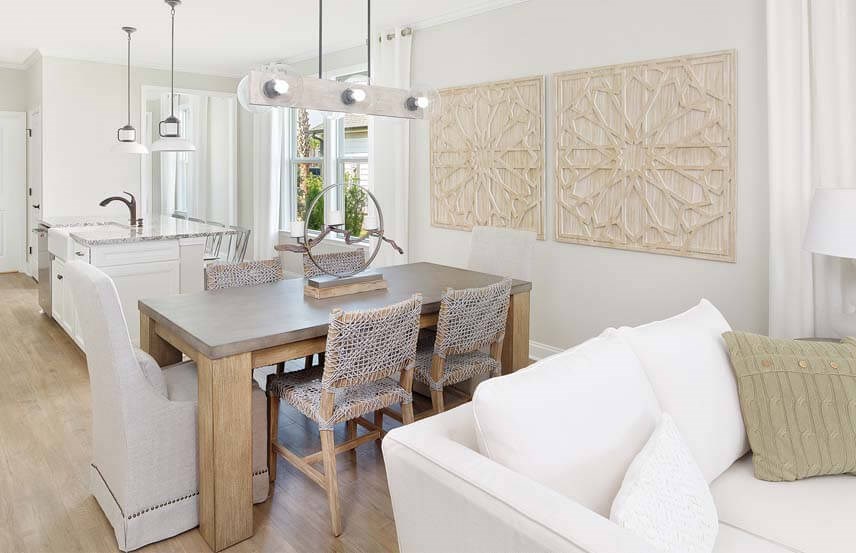 Del Webb Hallmark home plan dining area