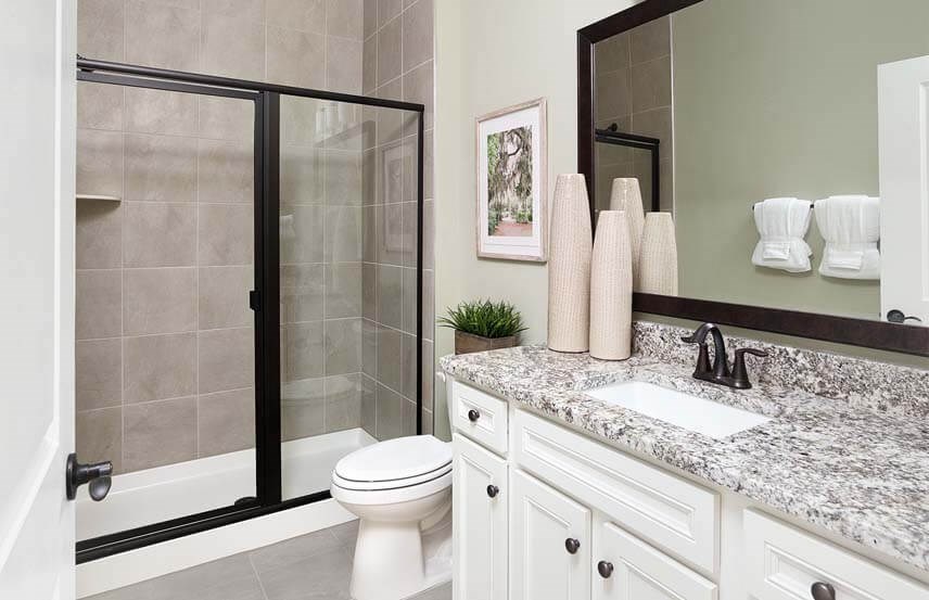 Del Webb Hallmark home plan guest bathroom