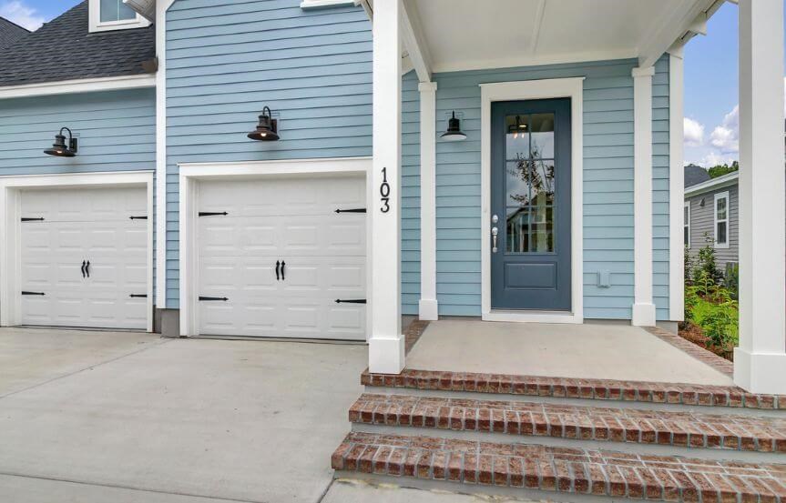 Saussy Burbank Beacon spec home plan lot 899 front porch