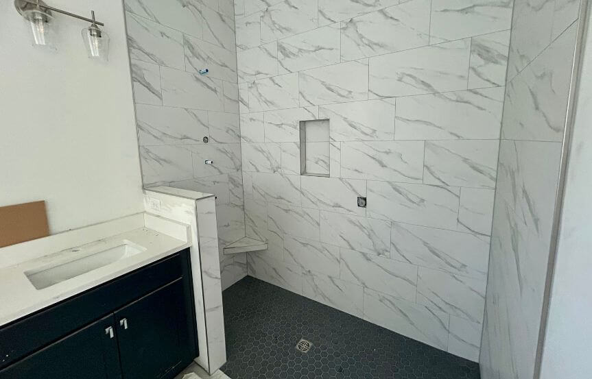 New Leaf Lincoln Spec Lot 1516 Primary Shower