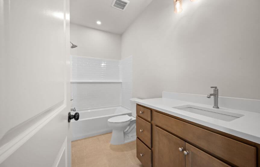 New Leaf Wake Spec Lot 1486 Secondary Bathroom