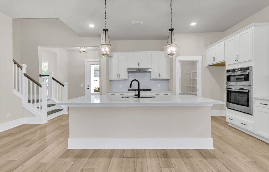 Ashton Woods Newington Spec Lot 1679 Kitchen