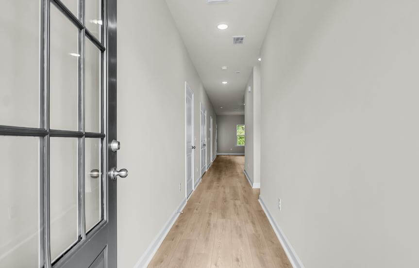 Ashton Woods 55+ Palmetto Spec Lot 104 Foyer