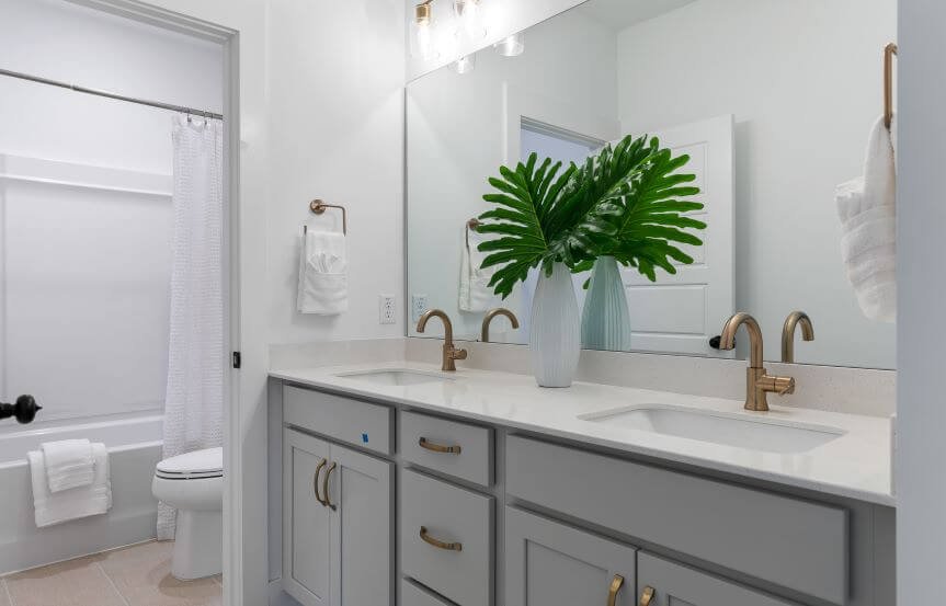 Saussy Burbank Blossom Spec Home Lot 1472 Secondary Bathroom