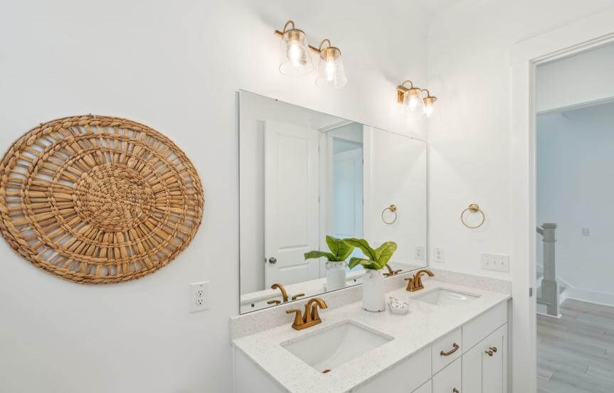 Homes By Dickerson Hutchison 2 Second Bathroom