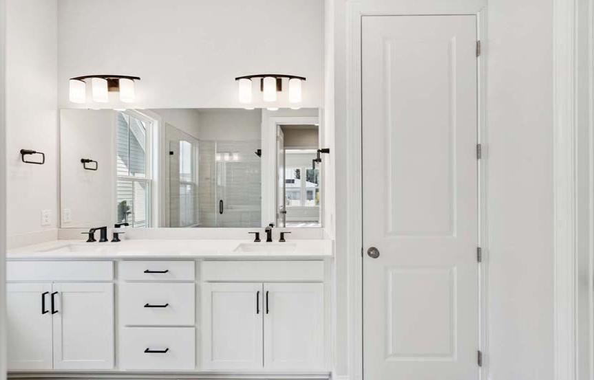 Brookfield Residential Cordova Spec Home Lot 1657 Primary Bathroom