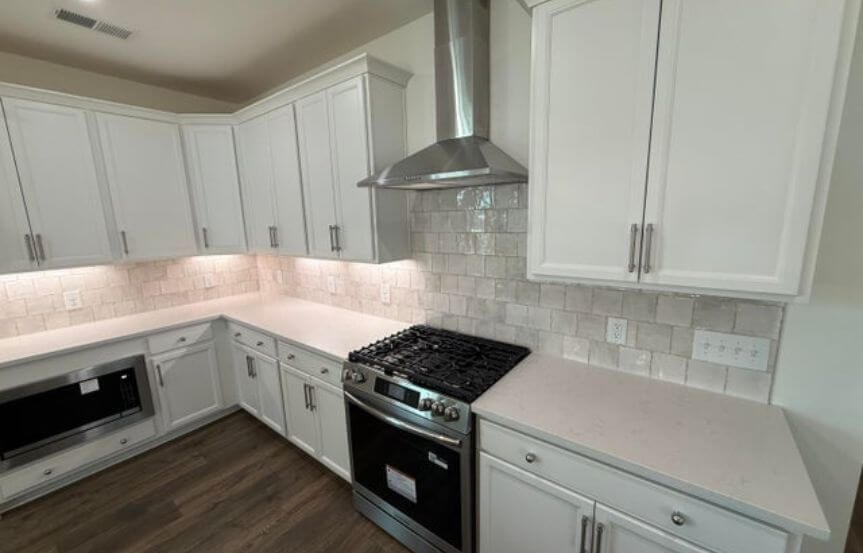 New Leaf Madison Spec Lot 1477 Kitchen Appliances