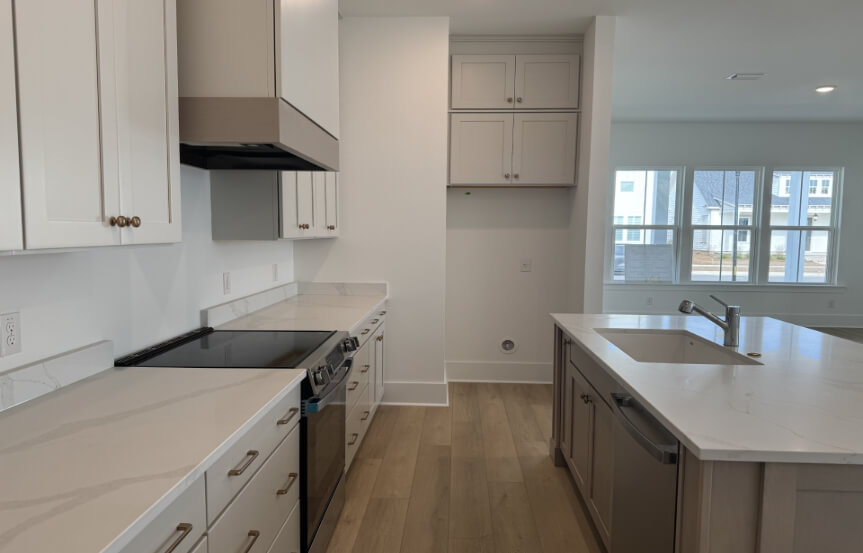 Ashton Woods Doty Spec Home Plan Lot 1607 Kitchen Island