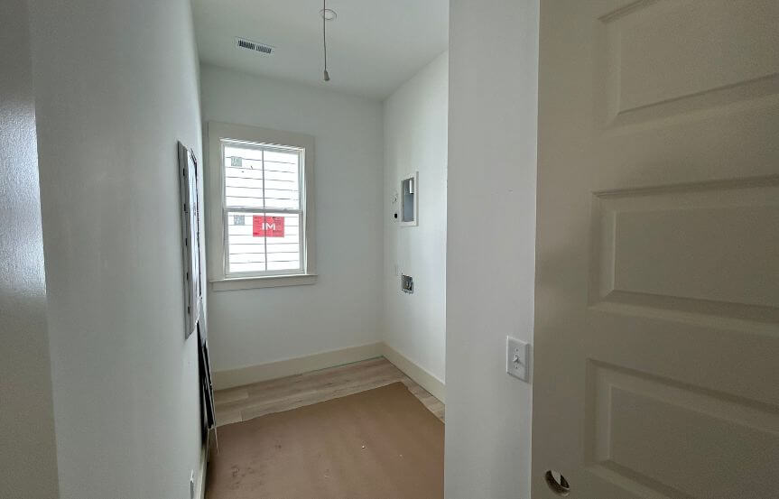 New Leaf Lincoln Spec Lot 1516 Laundry Room