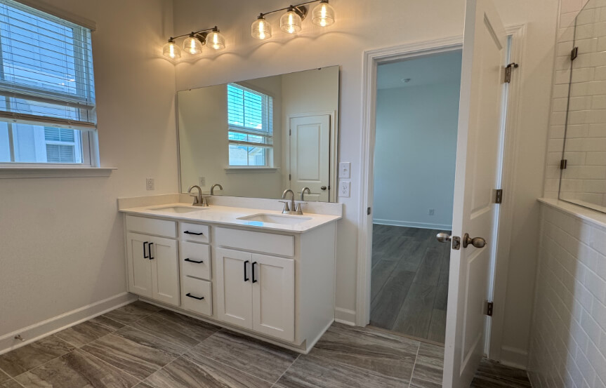 Ashton Woods Witherbee Spec Lot 1615 Primary Bathroom Vanities