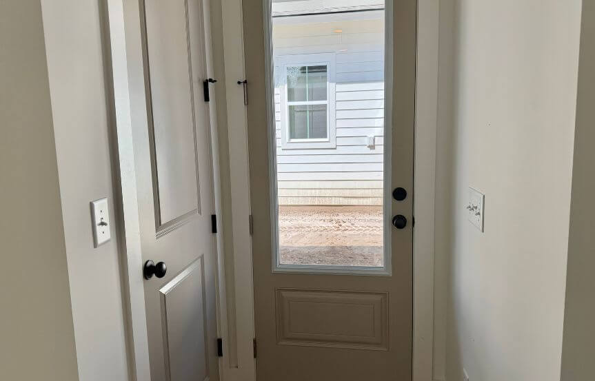 New Leaf Stanley Spec Home Lot 1630 Coat Closet