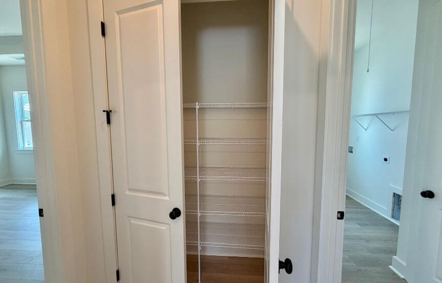 New Leaf Lincoln Spec Home Lot 1631 Linen Closet