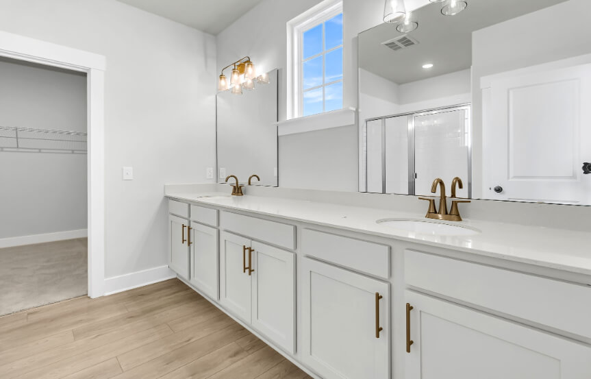 Ashton Woods Overton Spec Lot 1684 Primary Bathroom