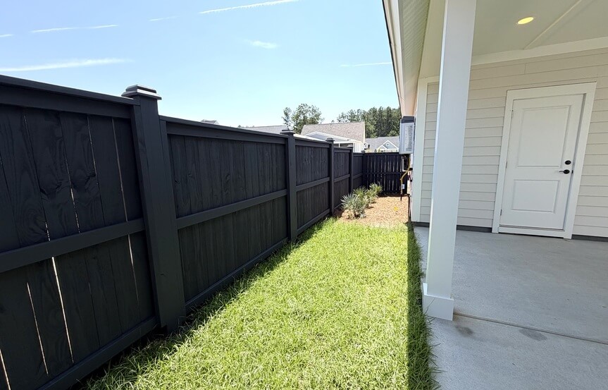 New Leaf Wake Spec Lot 1667 Side Yard