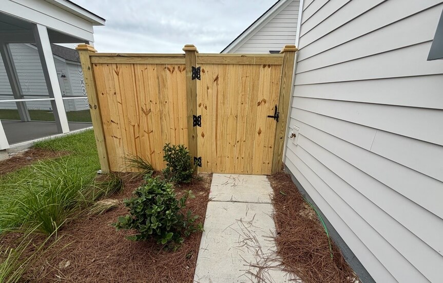 New Leaf Stanley Spec Lot 1567 Fence Gate