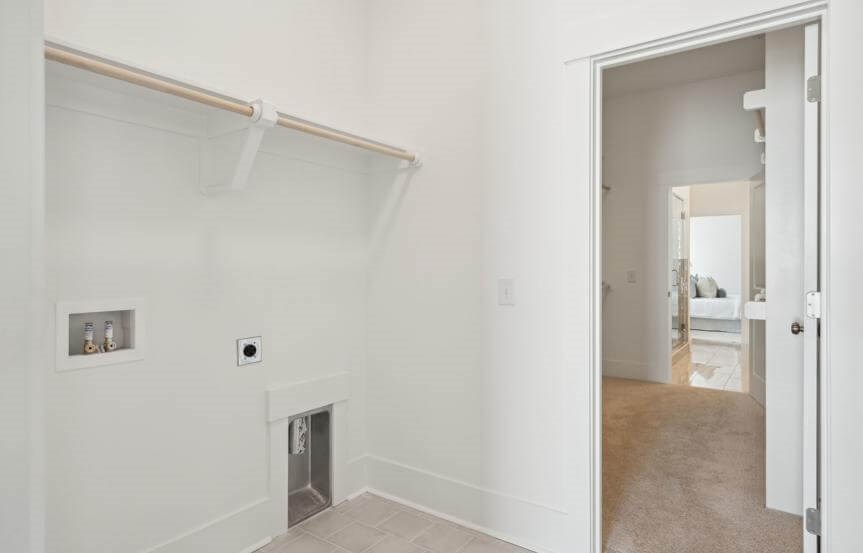 Homes By Dickerson Hutchison 2 Laundry Room