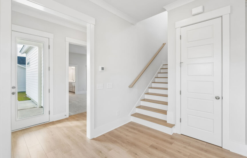 Homes By Dickerson Pine Mill Spec Lot 1556 Stairs