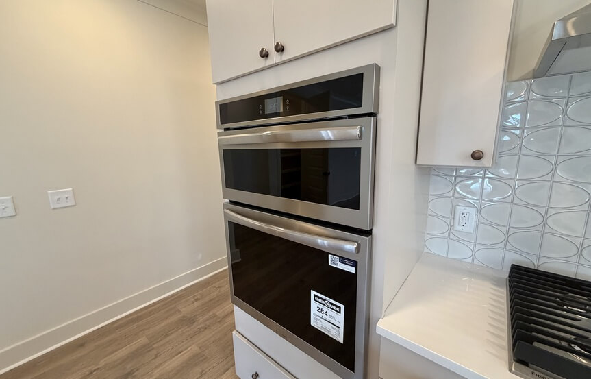 New Leaf Hyde Spec Lot 1619 Kitchen Wall Ovens